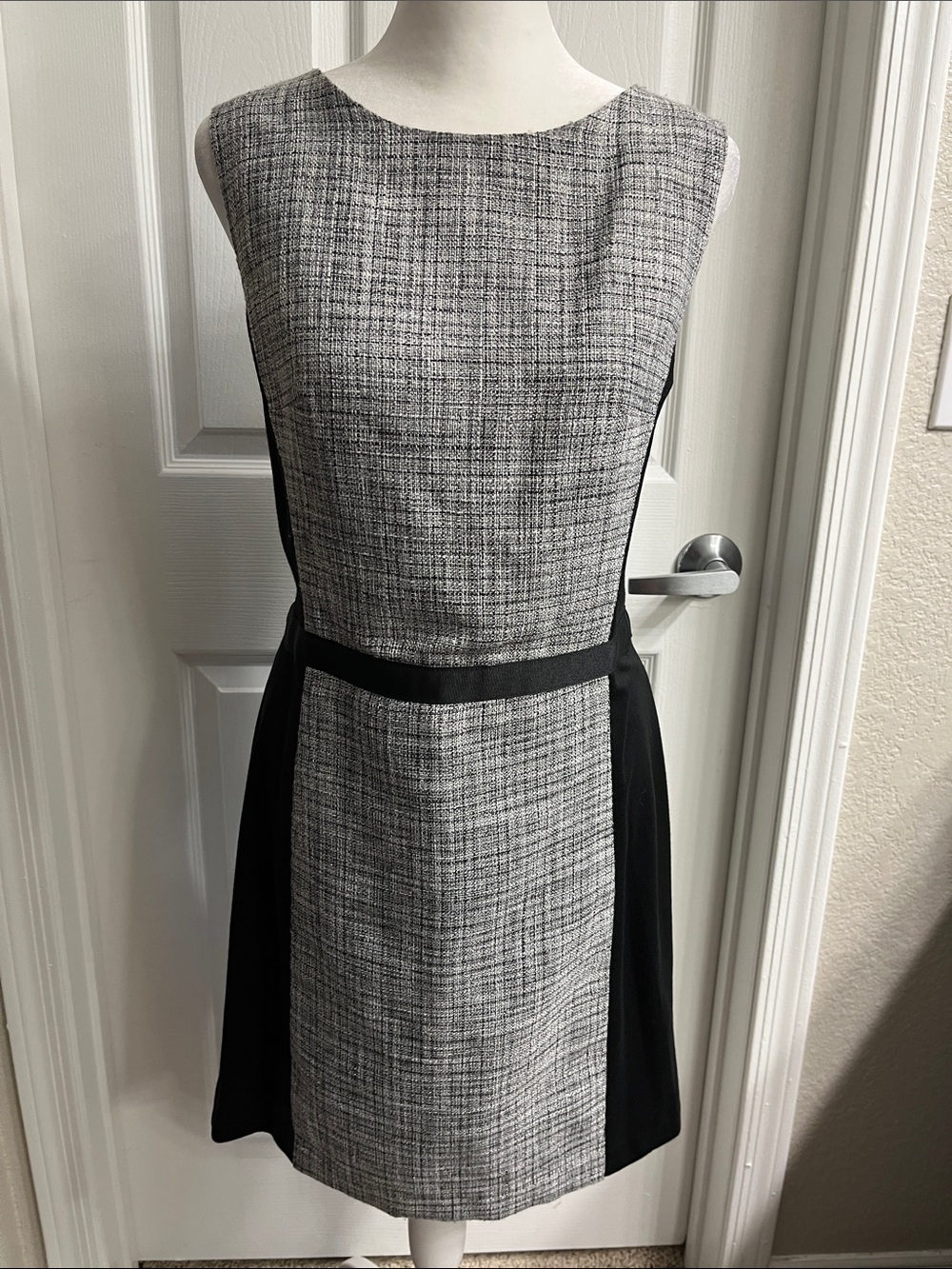 Elle Sleeveless Black and Gray Woven Sheath Dress